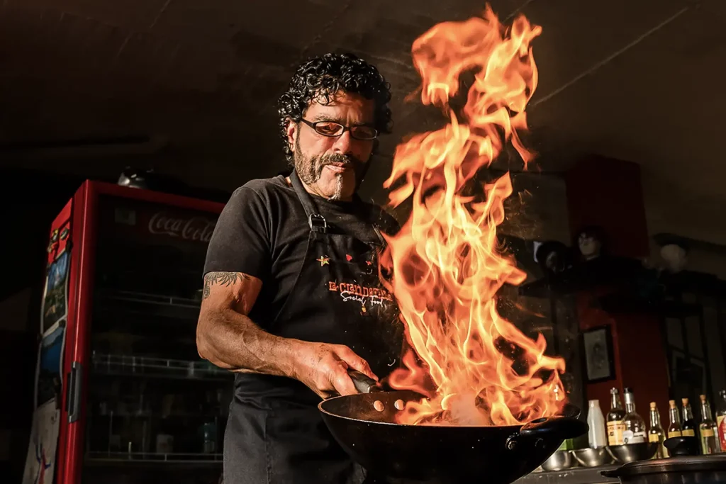 La Clandestina Social Food